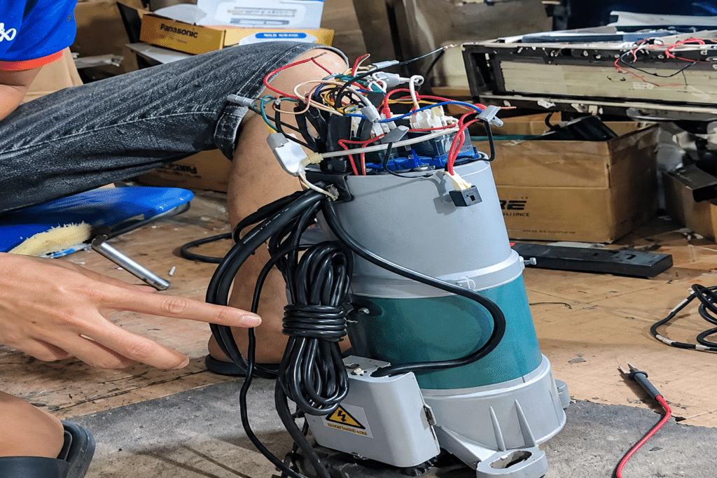 Nguyên nhân dây nguồn motor cửa cuốn bị cuốn vào trục